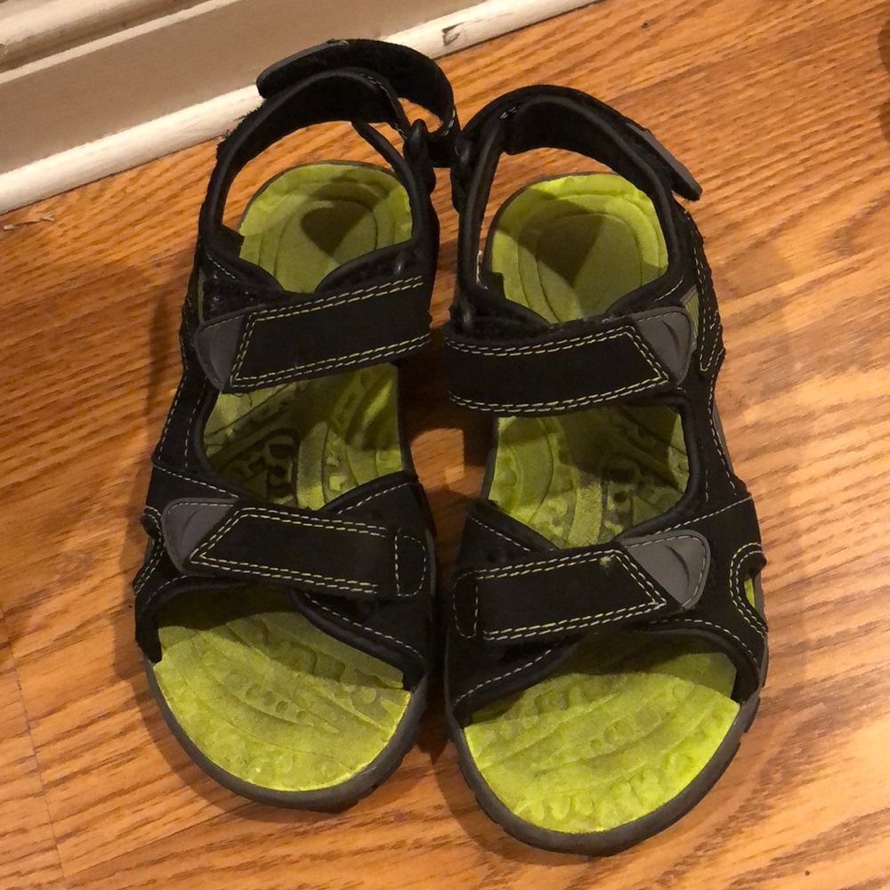 Boys sandals